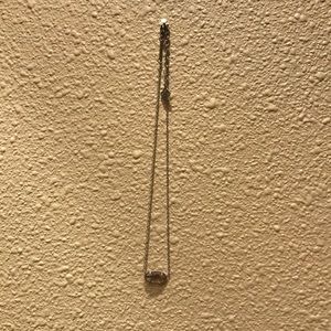 Kendra Scott necklace